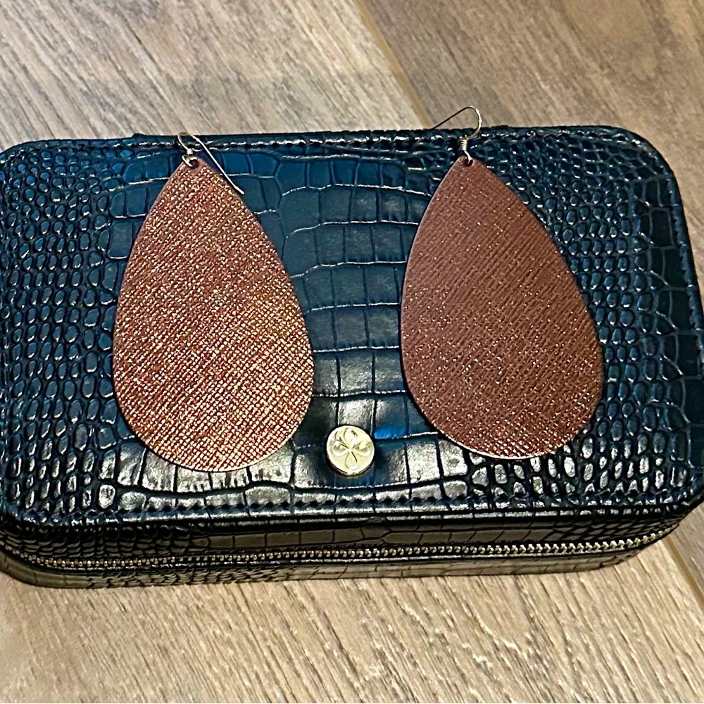 Nickel & Suede Earrings